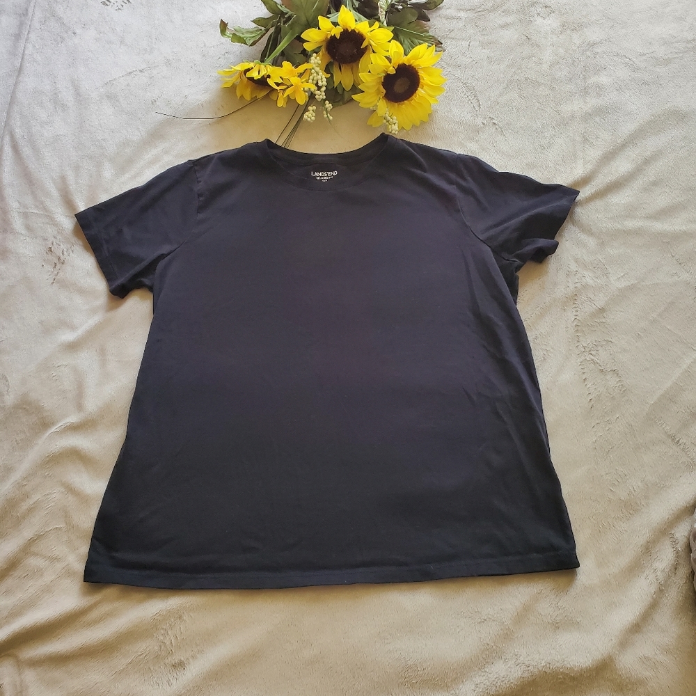 💥💥4/$20 "Land's End" T-shirt